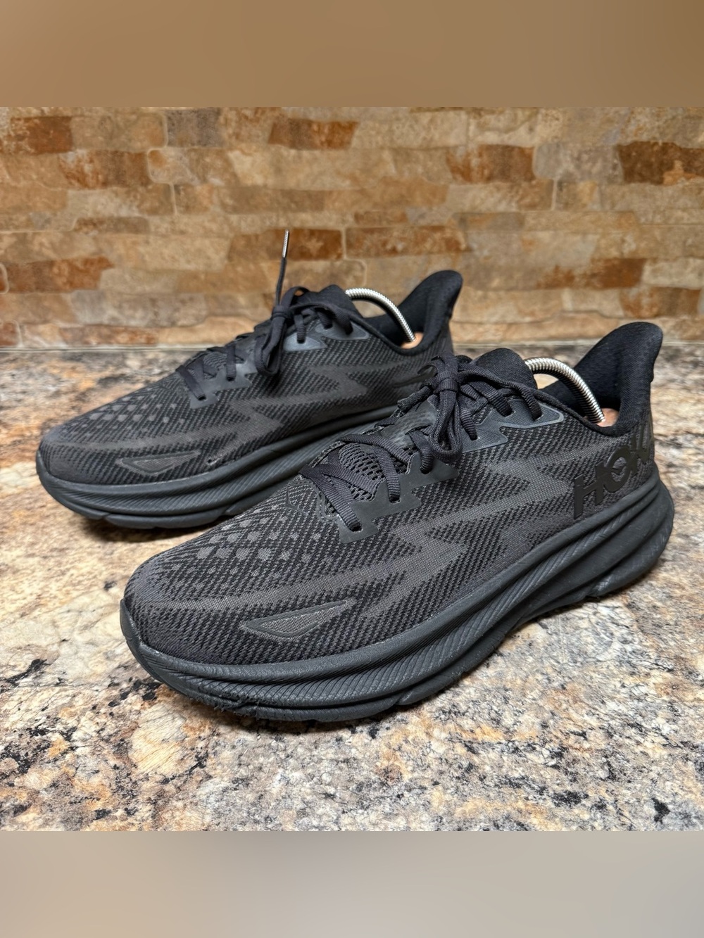 Hoka One One HOKA Clifton 9 Wide Triple Black Size 12 D